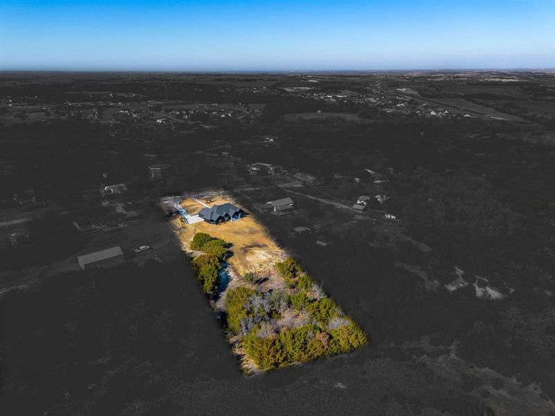 Image 33 of a home in .