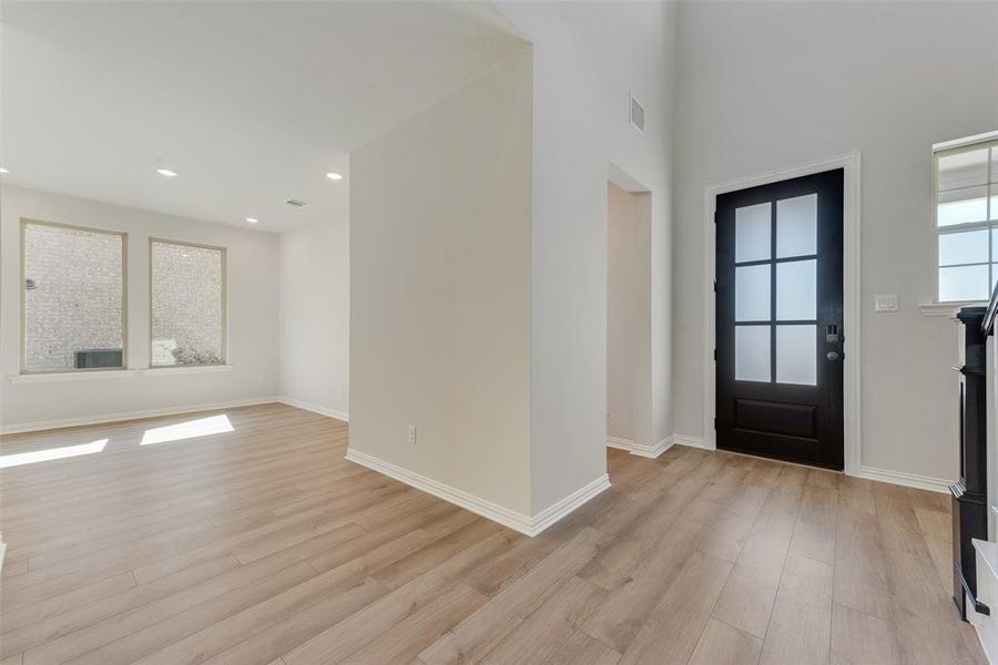 Spacious, unfurnished interior of a new home in Valencia On The Lake, Little Elm (Image 28).