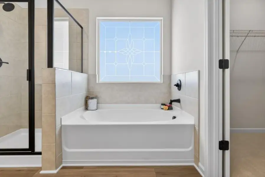 Furnished interior view inside a new home in Oakmont, Dallas (Image 32).