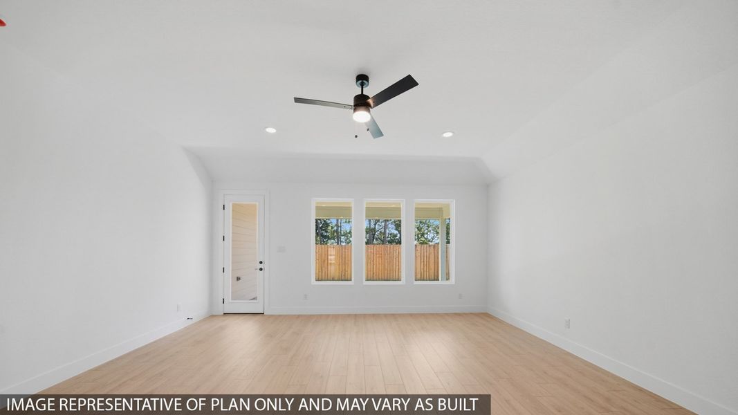 Spacious, unfurnished interior of a new home in Hills of Westlake, Conroe (Image 15).
