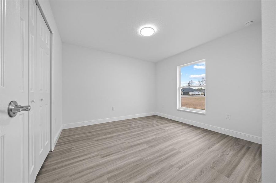 Spacious, unfurnished interior of a new home in , Ocala (Image 15).