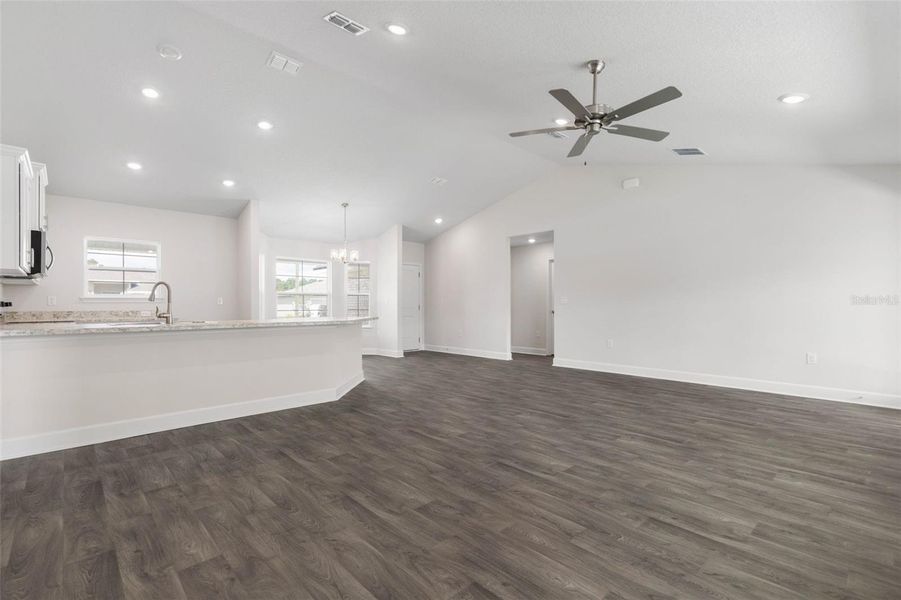 Spacious, unfurnished interior of a new home in Palm Coast, Palm Coast (Image 24).