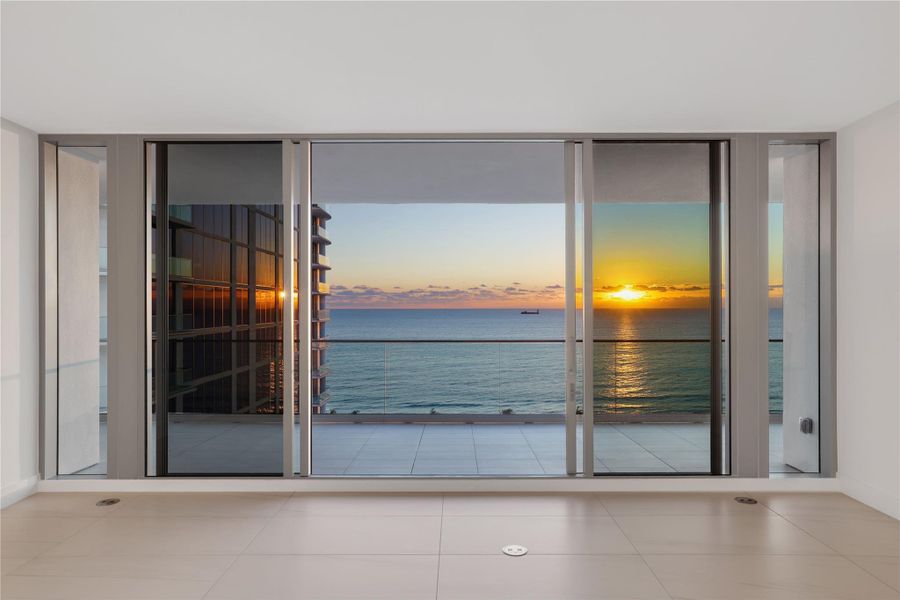 Close-up of interior finishes inside a home in , Fort Lauderdale (Image 21).