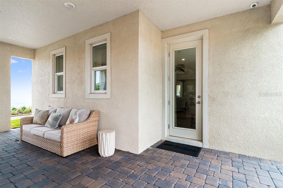 Exterior details and patio area of a home in Center Lake Ranch Community Group Page, St. Cloud (Image 3).