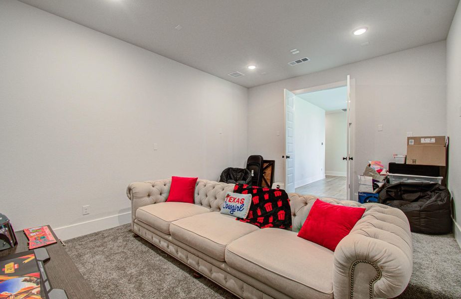 Furnished interior view inside a new home in , Manvel (Image 5).