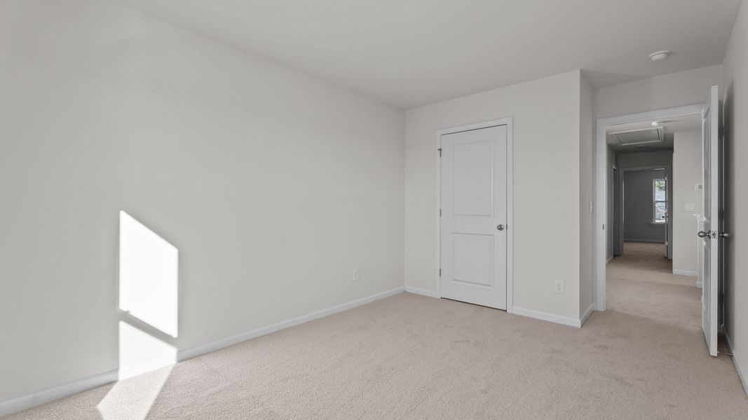 Spacious, unfurnished interior of a new home in Hunter Hill, Rocky Mount (Image 31).