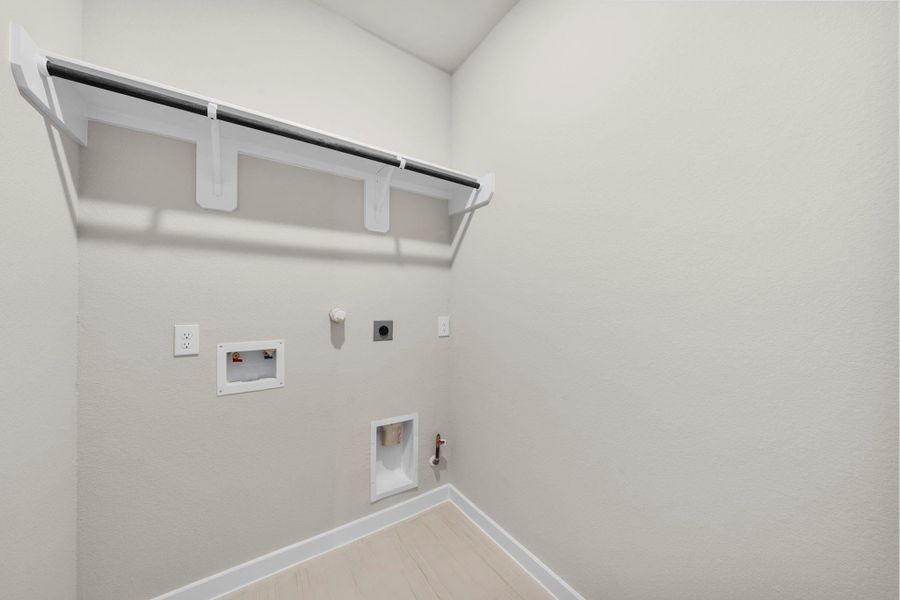 Spacious, unfurnished interior of a new home in Cypress Green, Hockley (Image 18).