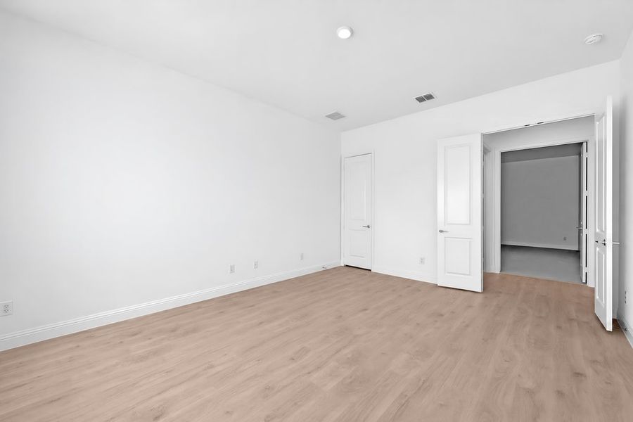 Spacious, unfurnished interior of a new home in The Ranch at Uptown Celina, Celina (Image 24).