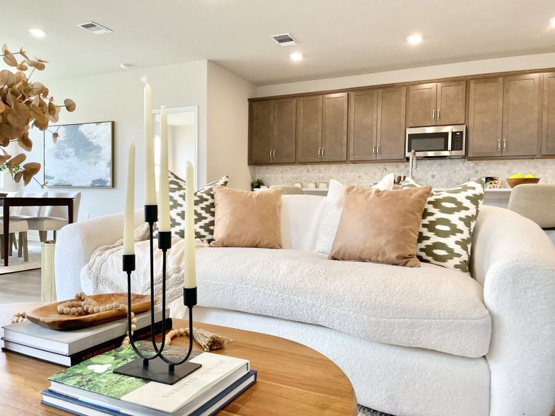 Representative furnished interior of a home built from the Blake by Ashton Woods in Rolling Glen, Hutto (Image 9).