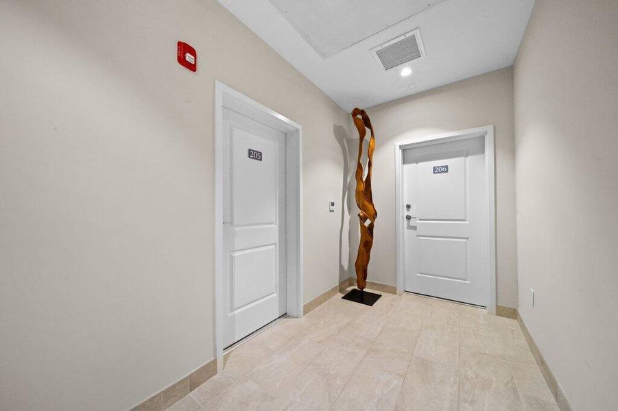 Spacious, unfurnished interior of a new home in , Stuart (Image 20).