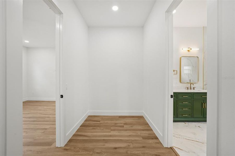 Spacious, unfurnished interior of a new home in , Clearwater (Image 50). Spacious, unfurnished interior of a new home in , Clearwater (Image 50).