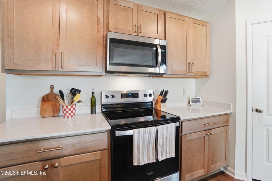 Furnished interior view inside a new home in , Jacksonville (Image 7).