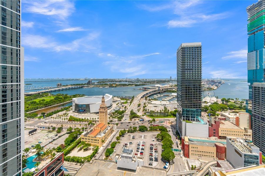 Condo located in Miami, FL showcasing its design and architecture (Image 29). Condo located in Miami, FL showcasing its design and architecture (Image 29).