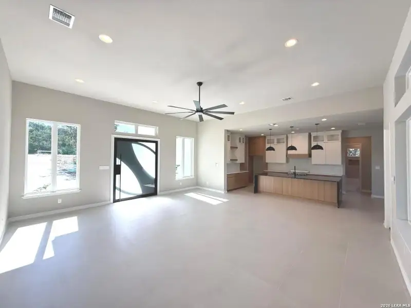 Spacious, unfurnished interior of a new home in , Spring Branch (Image 43).