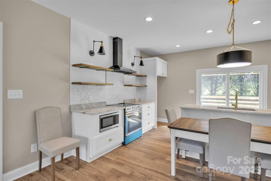 Furnished interior view inside a new home in , Statesville (Image 10).