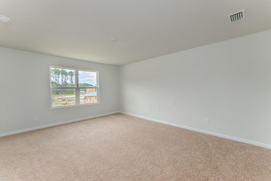 Spacious, unfurnished interior of a new home in , Summerville (Image 14).