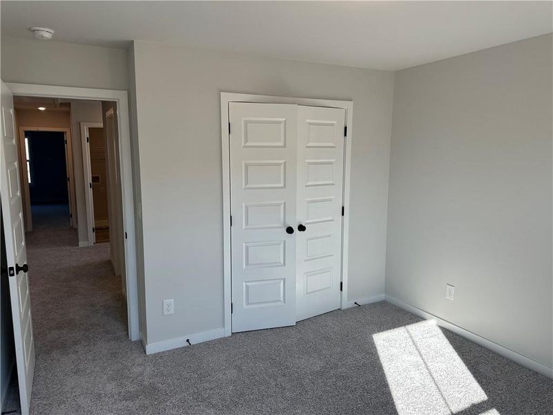Spacious, unfurnished interior of a new home in Millstone at Mundy Mill, Gainesville (Image 26).