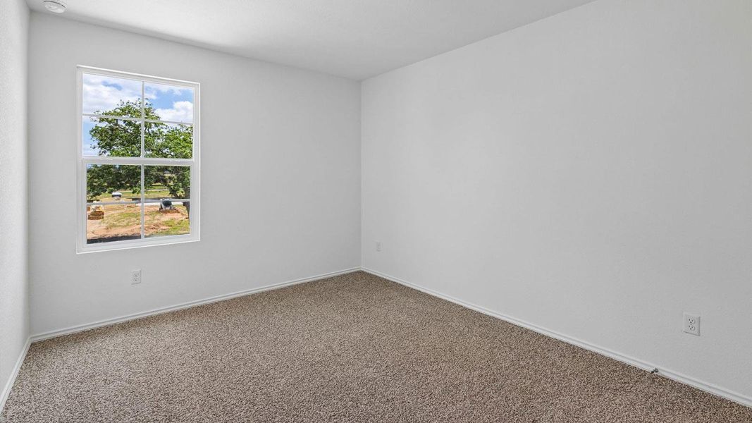 Spacious, unfurnished interior of a new home in Valverde, Bastrop (Image 25).