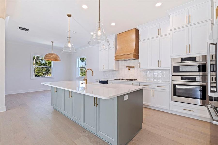 Furnished interior view inside a new home in , St. Petersburg (Image 13).