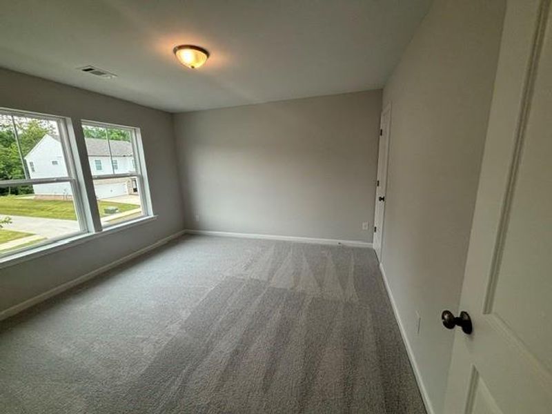 Spacious, unfurnished interior of a new home in Edenglen, Buford (Image 30). Spacious, unfurnished interior of a new home in Edenglen, Buford (Image 30).