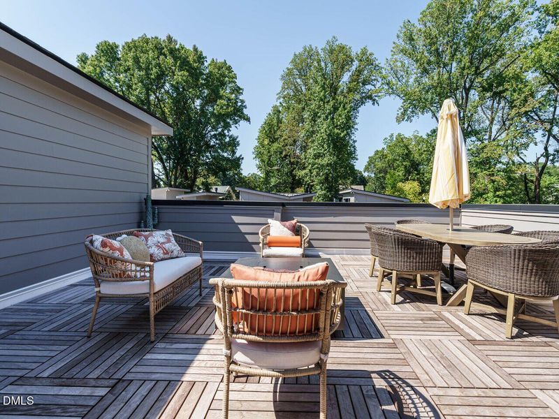 030-1280x960-rooftop-veranda