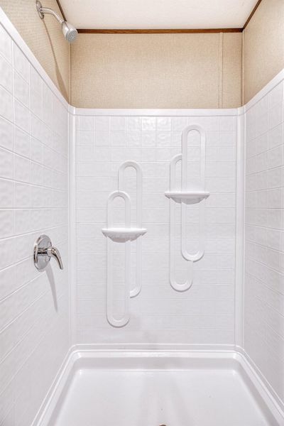 Master shower Master shower