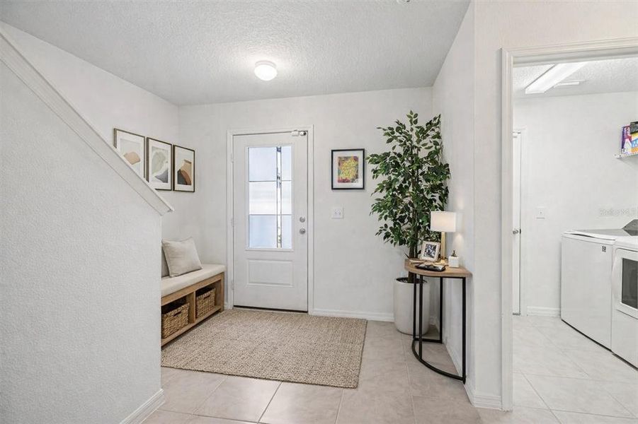 Furnished interior view inside a new home in , Clermont (Image 28).