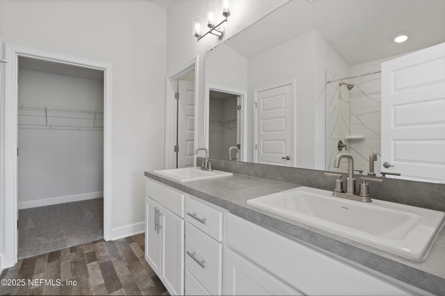 Furnished interior view inside a new home in Summerglen, Jacksonville (Image 7).