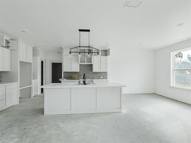Furnished interior view inside a new home in , Sherman (Image 9).