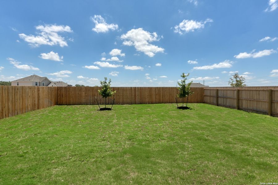 Exterior details and patio area of a home in Nopal Valley, San Antonio (Image 3).