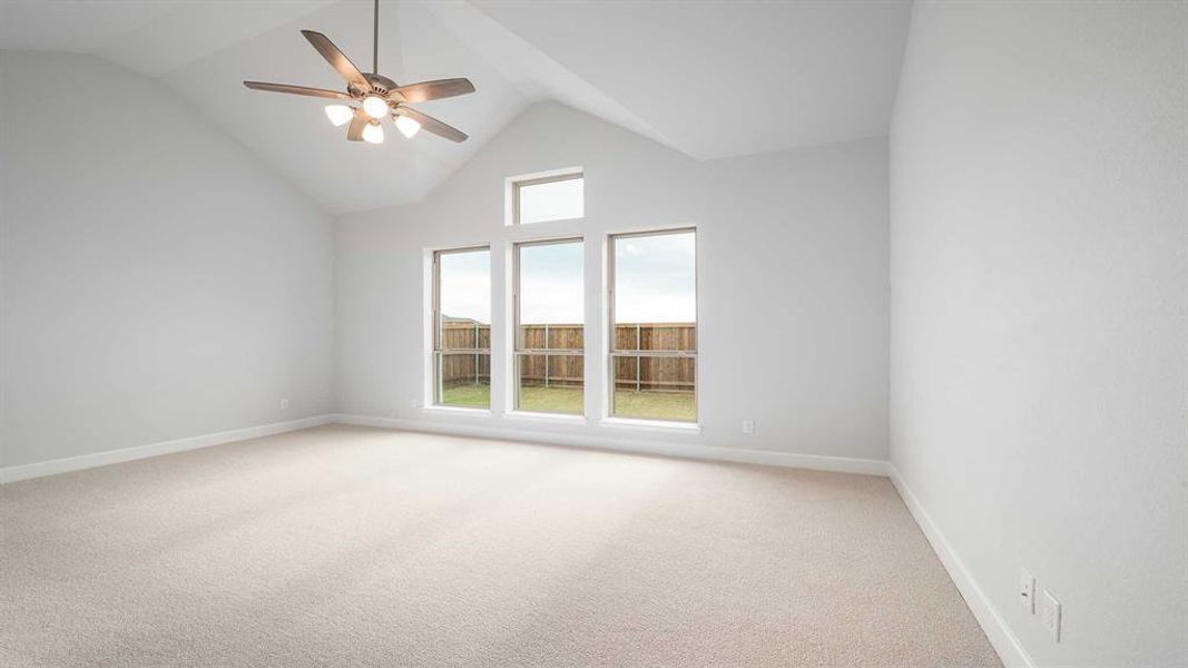 Spacious, unfurnished interior of a new home in Myrtle Creek 71', Waxahachie (Image 14). Spacious, unfurnished interior of a new home in Myrtle Creek 71', Waxahachie (Image 14).