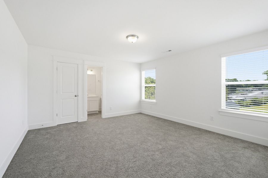Spacious, unfurnished interior of a new home in Brush Creek, Fairview (Image 66). Spacious, unfurnished interior of a new home in Brush Creek, Fairview (Image 66).