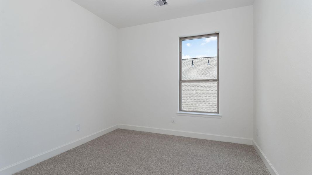 Spacious, unfurnished interior of a new home in Candela, Richmond (Image 12).