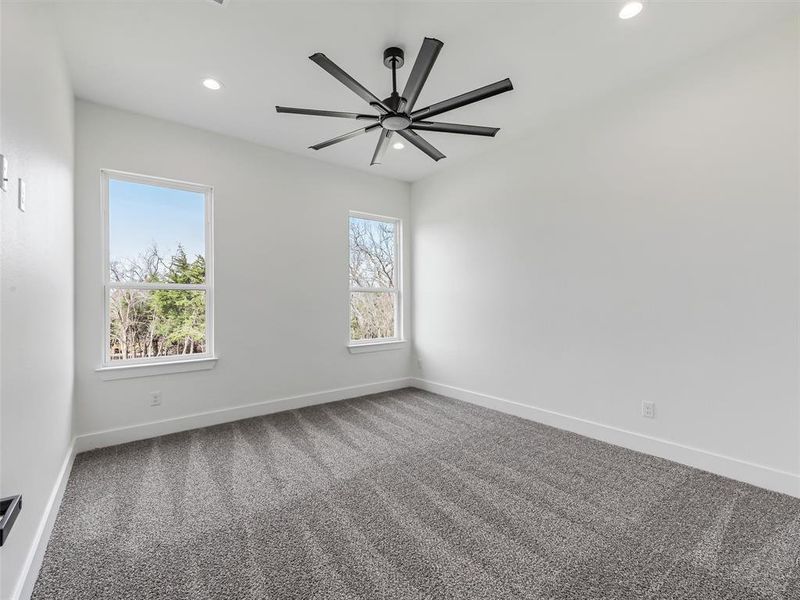Spacious, unfurnished interior of a new home in , Gunter (Image 38).