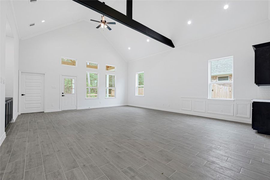 Spacious, unfurnished interior of a new home in , Anahuac (Image 17). Spacious, unfurnished interior of a new home in , Anahuac (Image 17).