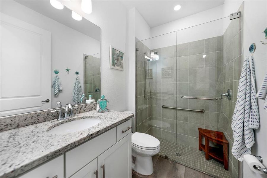 Furnished interior view inside a new home in , Punta Gorda (Image 33).