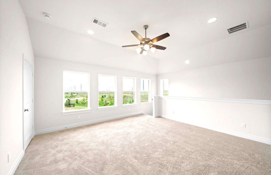 Spacious, unfurnished interior of a new home in Bridgeland 60′, Cypress (Image 39).