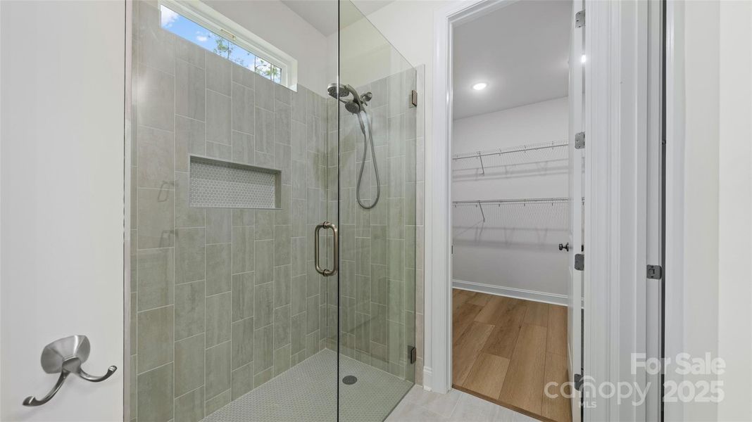 Image 38 of a home in .