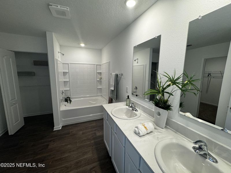 Furnished interior view inside a new home in The Arbors, Jacksonville (Image 30). Furnished interior view inside a new home in The Arbors, Jacksonville (Image 30).