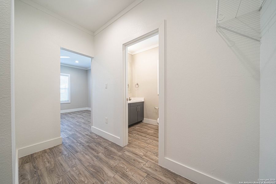 Spacious, unfurnished interior of a new home in , San Antonio (Image 27). Spacious, unfurnished interior of a new home in , San Antonio (Image 27).