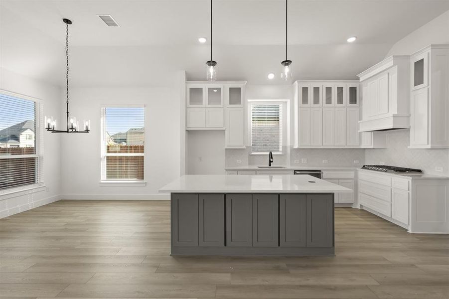 2201 Phoebe- Kitchen-4