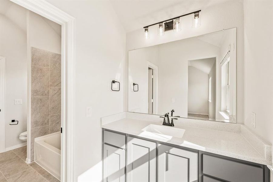 Furnished interior view inside a new home in Silo Mills, Joshua (Image 29).