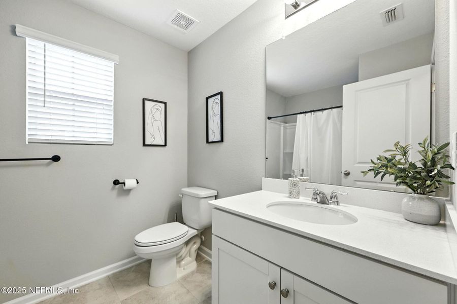 Furnished interior view inside a new home in , Jacksonville (Image 4).
