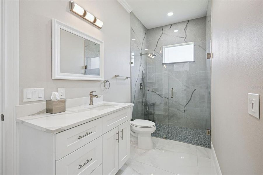 Furnished interior view inside a new home in , Clermont (Image 11).