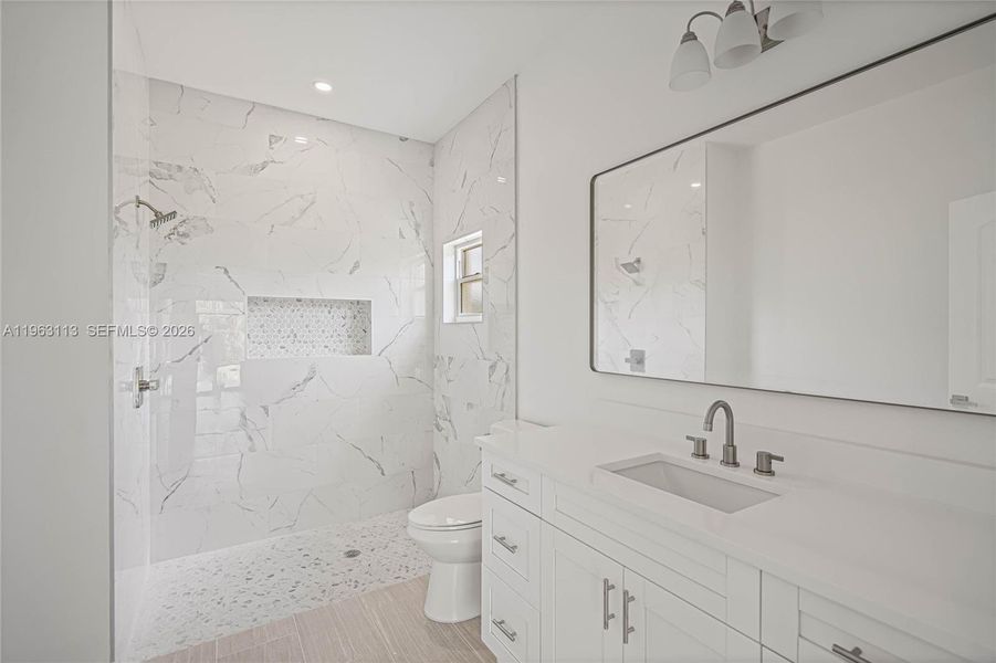 Furnished interior view inside a new home in , Sebring (Image 4).