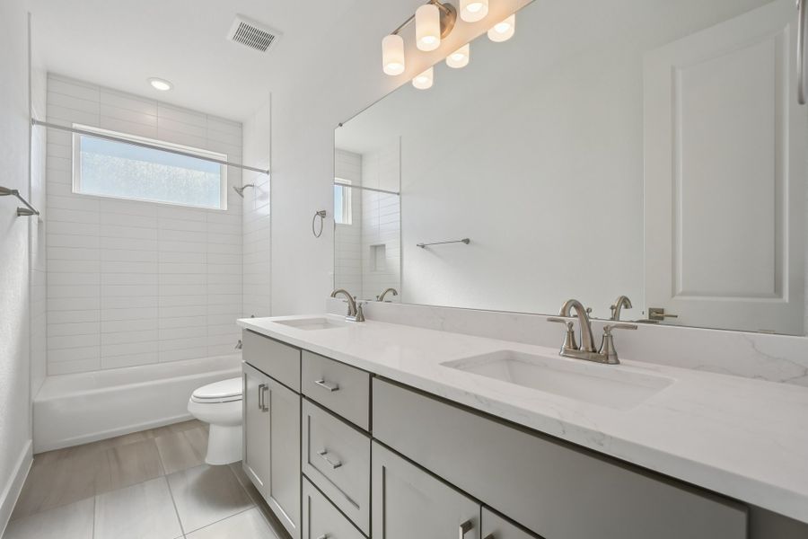 Furnished interior view inside a new home in Foxfield, Austin (Image 8).