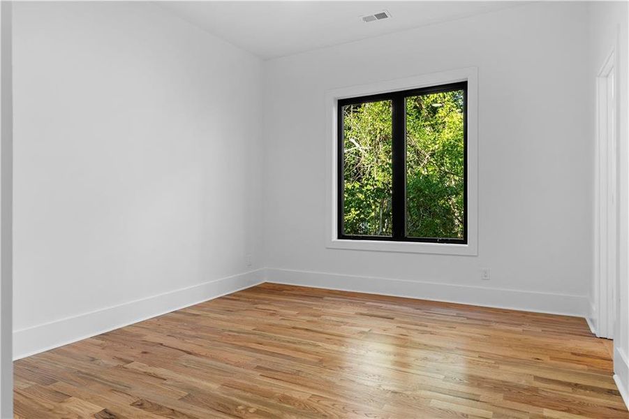 Spacious, unfurnished interior of a new home in , Atlanta (Image 67).