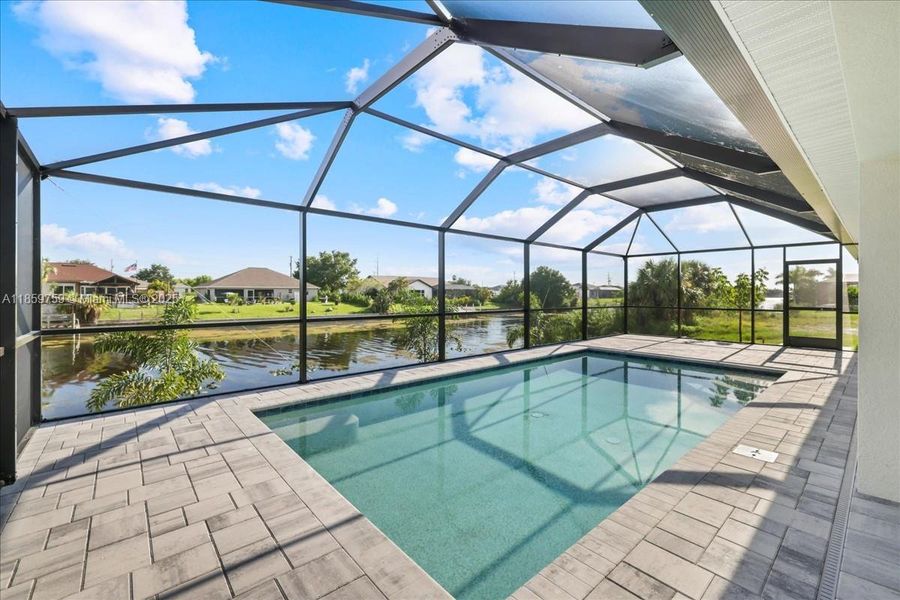 Image 39 of a home in Cape Coral.