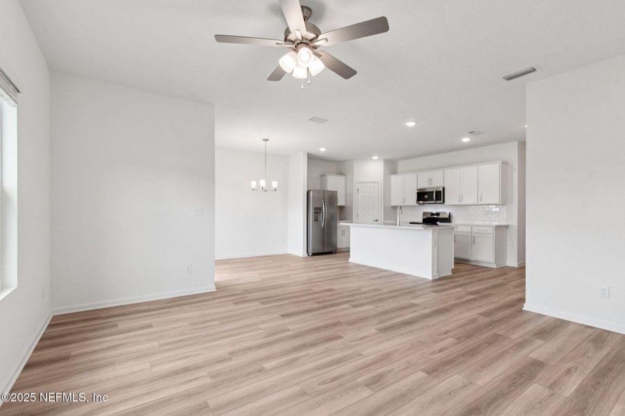 Spacious, unfurnished interior of a new home in Panther Creek, Jacksonville (Image 22). Spacious, unfurnished interior of a new home in Panther Creek, Jacksonville (Image 22).