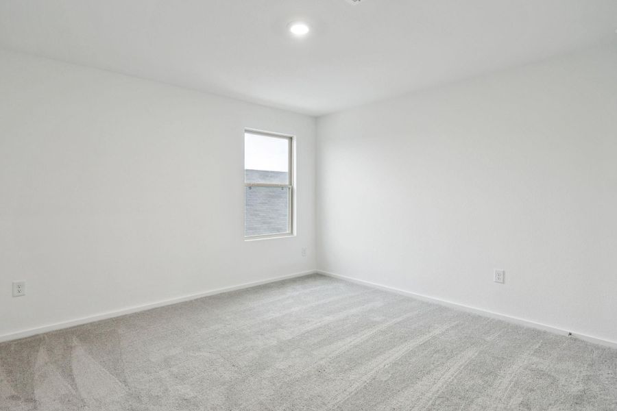 Spacious, unfurnished interior of a new home in Crosby Farms, Crosby (Image 32).